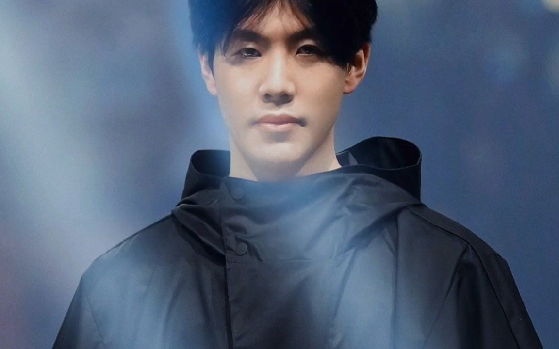 并探讨对她 并探讨对她