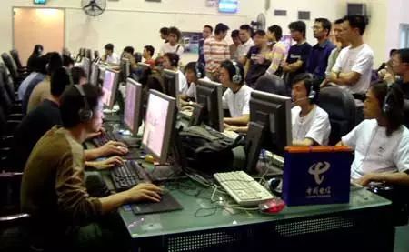 等待中期团 等待中期团