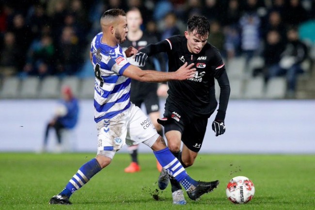 引发连锁反 引发连锁反